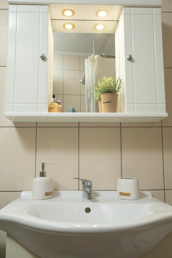 Warm Studio Apartment In Heraklion Luaran gambar